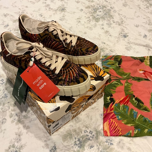 Farm Rio Caramel Macawmouflage Flatform Sneaker New NWT Size 9 Dust Bag SOLD OUT - Picture 1 of 12